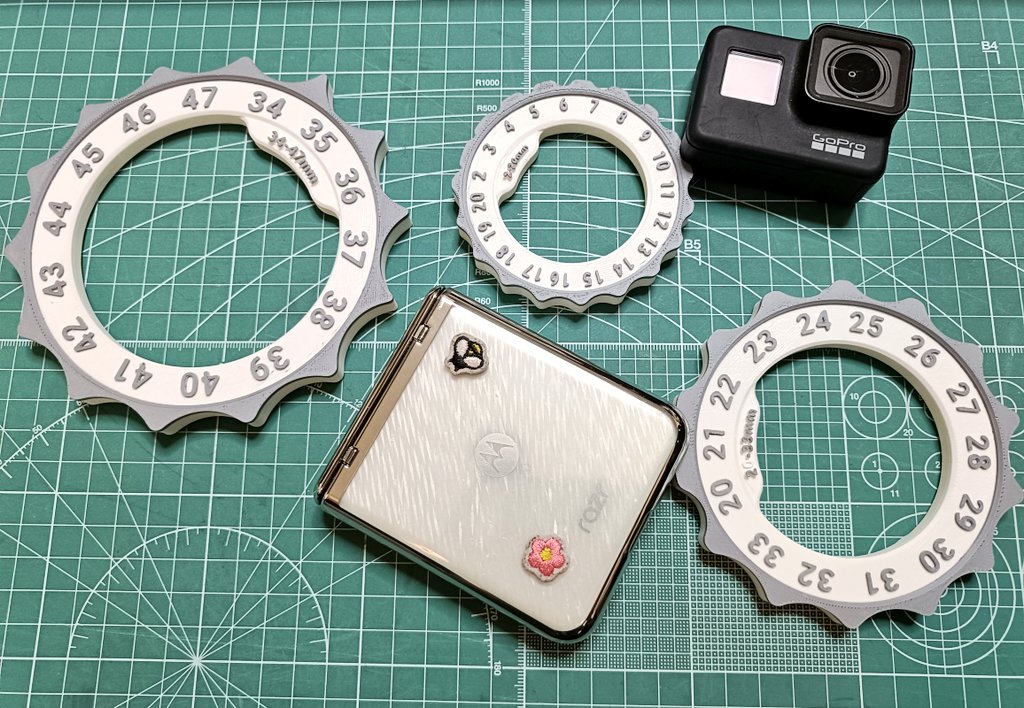 kamezo771's tweet image. 歯車たちはコーナーのRゲージでした📏
なかなか売っていない？便利アイテム🧑‍🔧
#3DP #A1