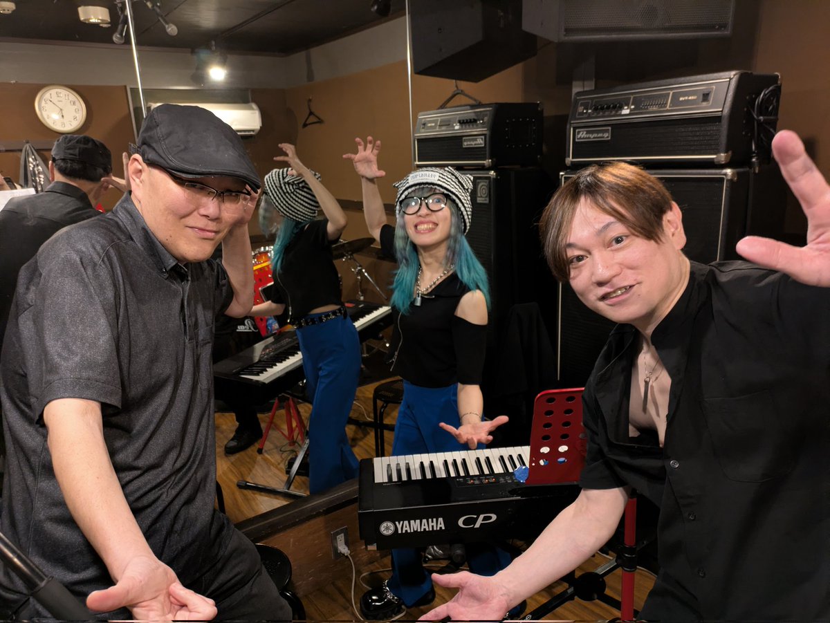 5月9日@西川口くいっくのリハーサルでした！
鍵盤サポートはエリーさん✨
BOKRA and REN楽曲のアレンジお楽しみに♪カバー曲もあるよ🫣✨
また9日迷われてる皆さま、すでに混み合う予定です。来られる方ご連絡お願いします✨