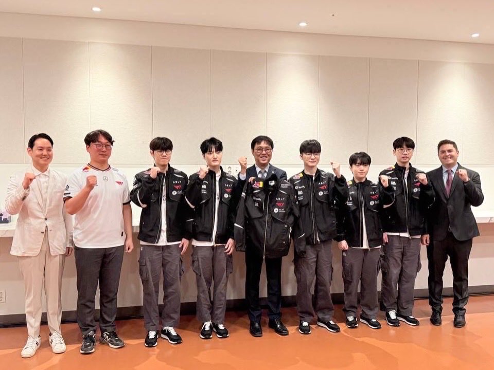 모경종 tweet media