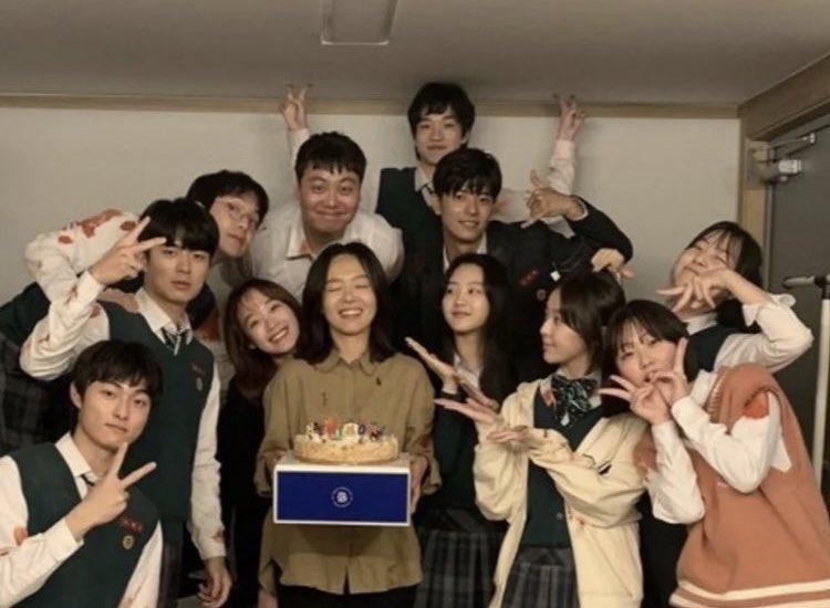 뭉 tweet media