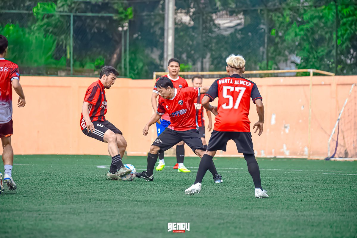 PSDKSPMI's tweet photo. To commemorate World Red Cross and Red Crescent Day 2026, the Indonesian Red Cross (PMI) Football Team hold a Trofeo football match against Mars 35 Old Stars FC and Universitas Borobudur FC at Ingub Klender Field on Saturday, May 2, 2026, from 15:30 to 18:30 PM https://t.co/wpMtcYRPPI