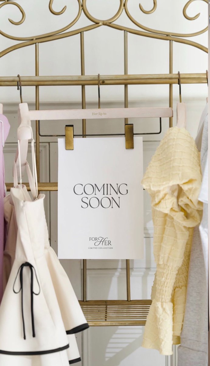 💋🍒 tweet media