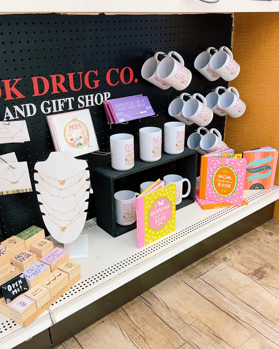 holbrookdrug's tweet image. Mother’s Day is one week away 💐

We’ve been filling the shop with gifts that feel thoughtful, useful, and special—just like mom deserves. Visit us this week to browse!

#visitmorehead #shoplocal
