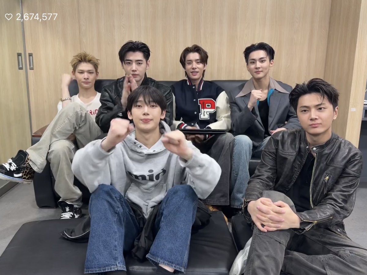 위룽 tweet media