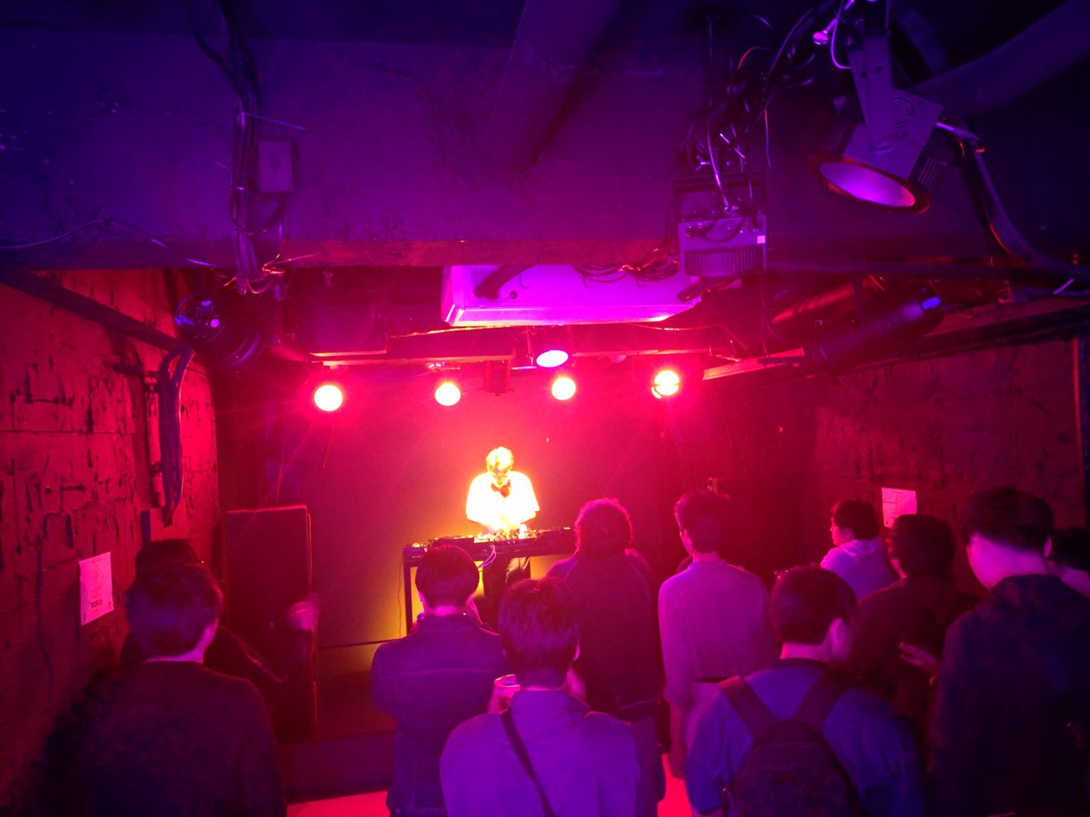 Disco/code tweet media