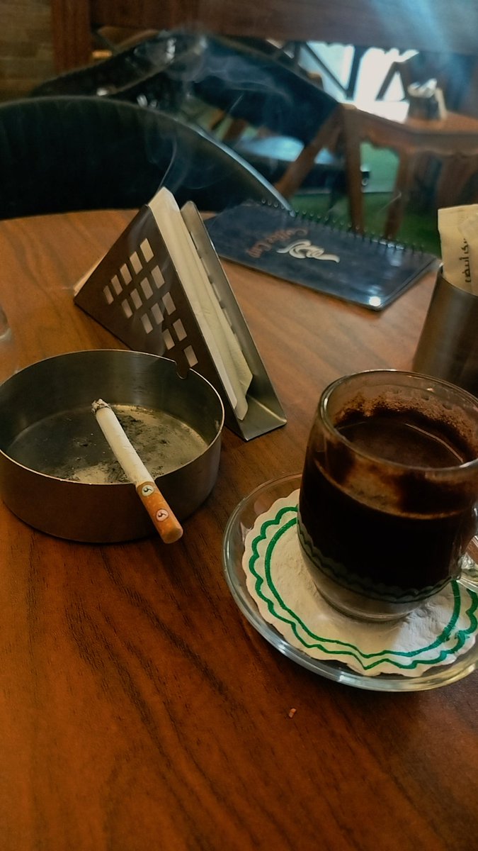 Laنa 🚬 tweet media