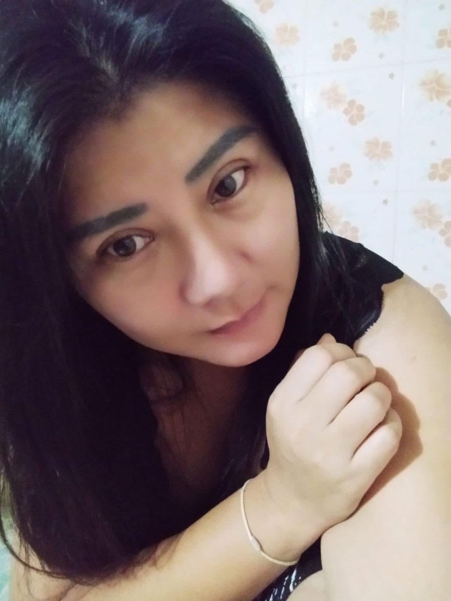 ลูกหมูอายุ42นะ😅 tweet media