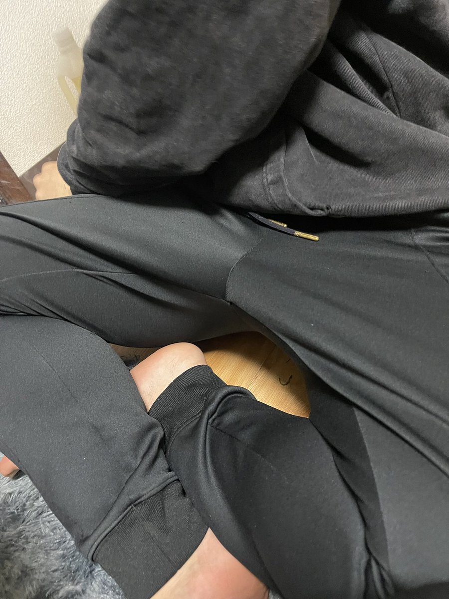 覚醒れいると tweet media