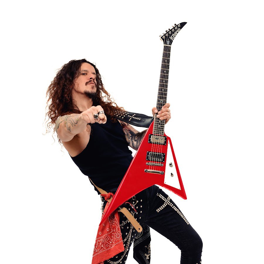 ABAOPod's tweet photo. Charlie Parra Del Riego is here talking the new Saratoga album, touring, meeting Chris Jericho and eventually finding his way into Kuarantine. Things come full circle for Charlie in a lot of ways and we talk about them all alongside our lightning round https://t.co/Xcw0V5p72l https://t.co/LBj2UubYWe