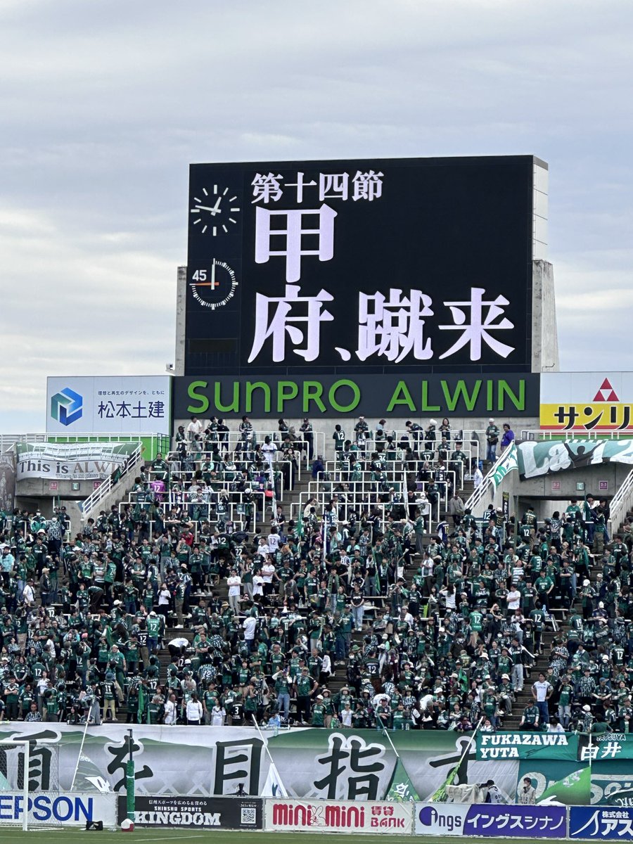 リロ tweet media