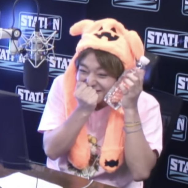 뇽 tweet media