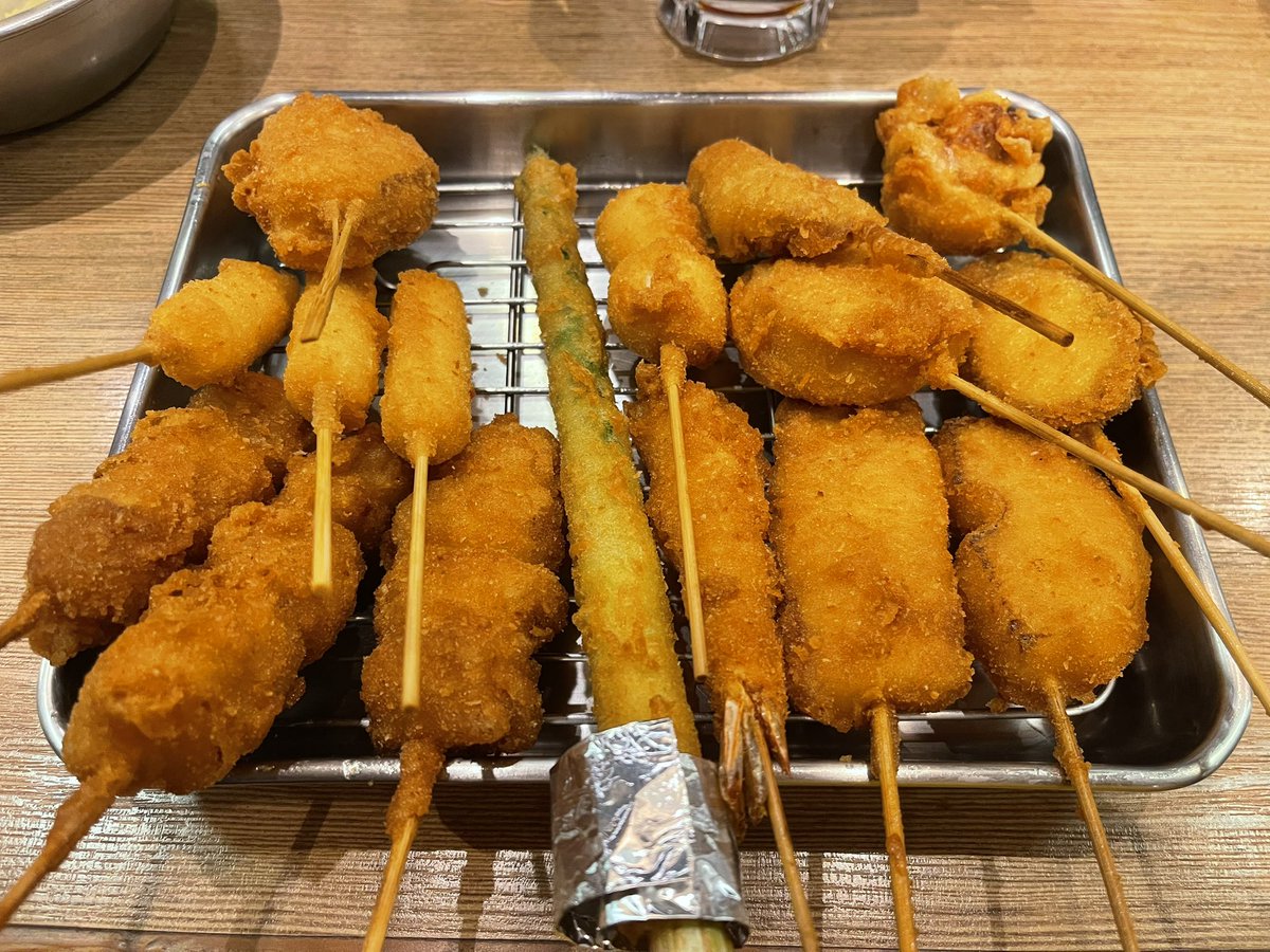 Max_Mega_Mix's tweet photo. 2日間があっという間じゃんねー😆

愛 💗 大 阪🐙🍞

昨日の地震はビックリしたけど😂 https://t.co/5OfTj2a0NU