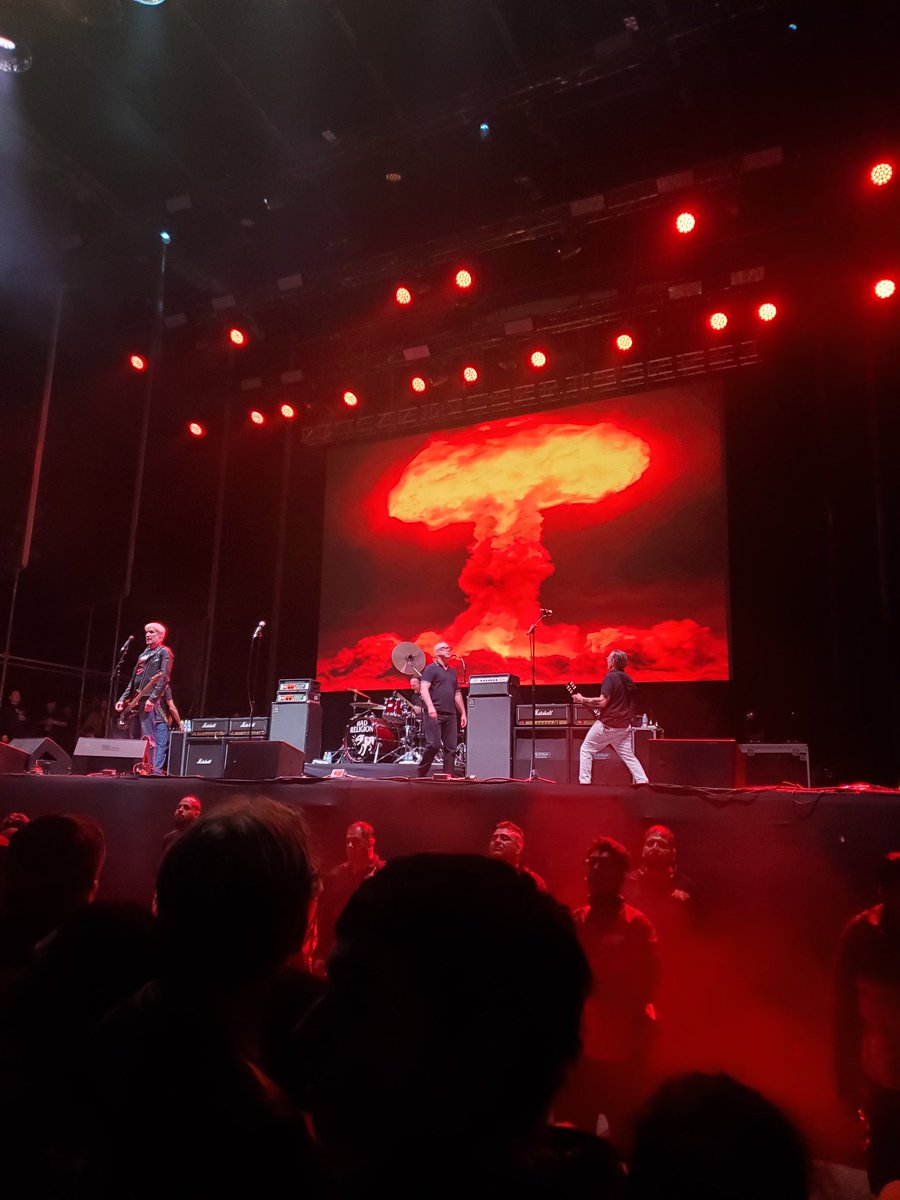 ivandammit's tweet photo. Bad Religion 🚫✝️ 

#BadReligion #rockoutfest @badreligion https://t.co/wc69MWWh3s
