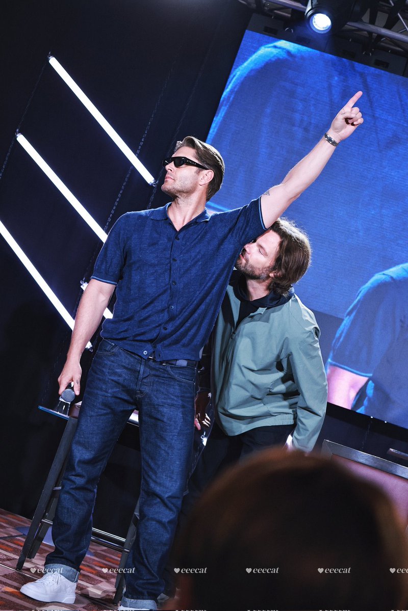 J2 archive tweet media