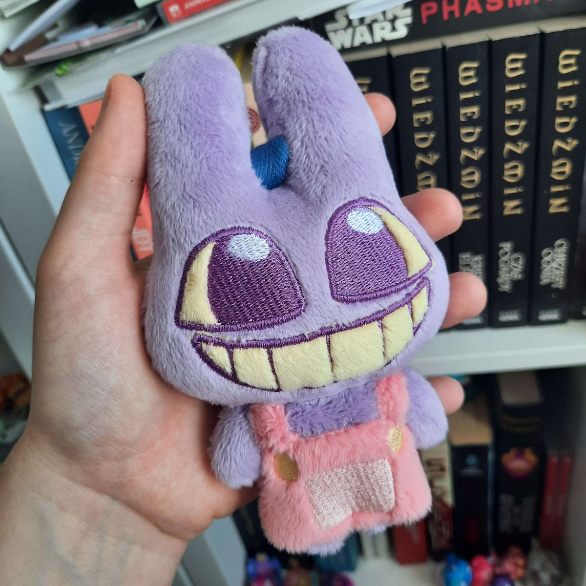 Lu (plush plush) tweet media