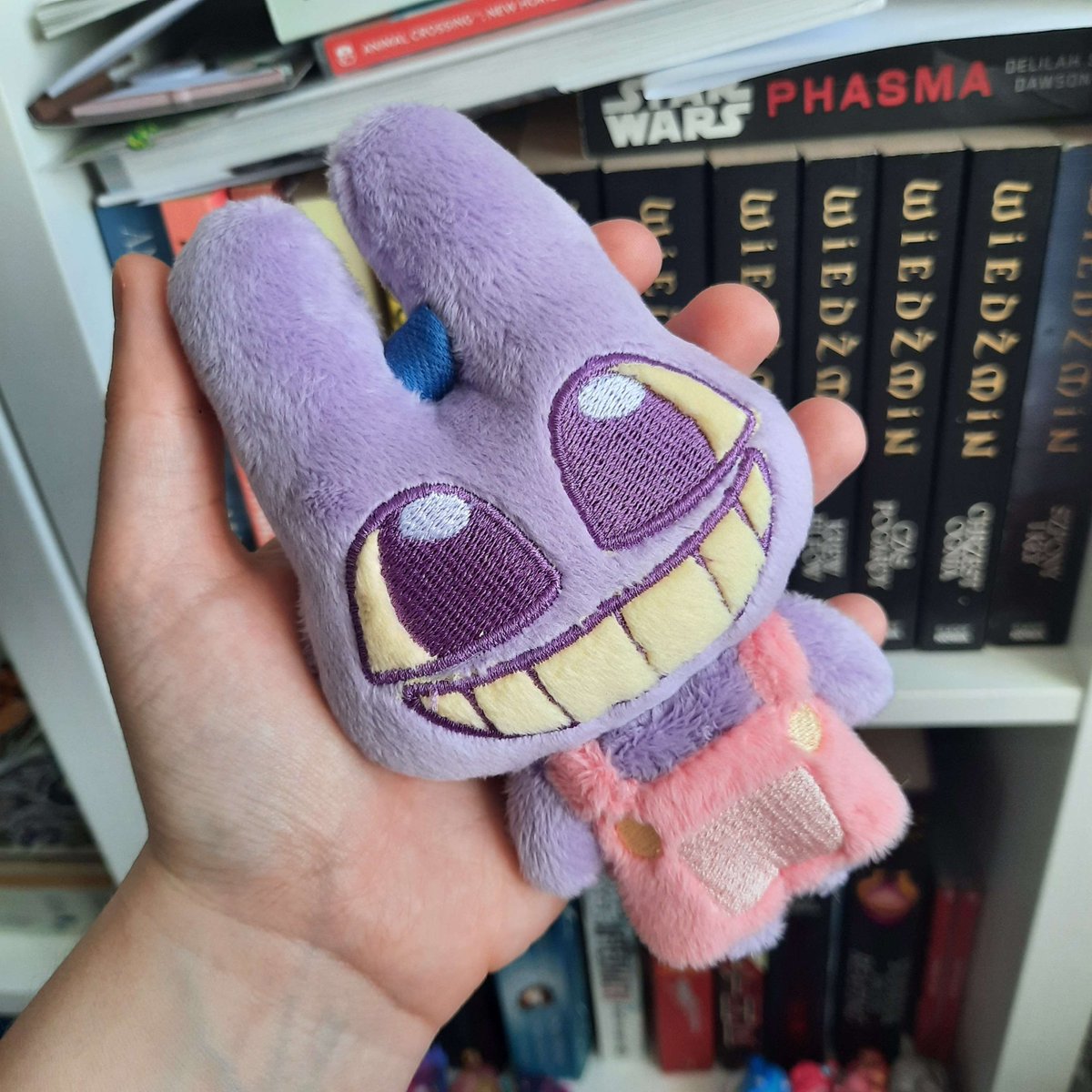 Lu (plush plush) tweet media