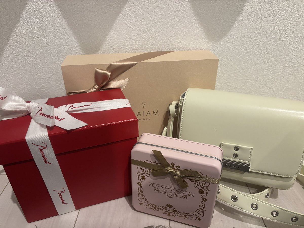 ありがとう🥺❤️❤️❤️ https://t.co/6TOgoiFVPX