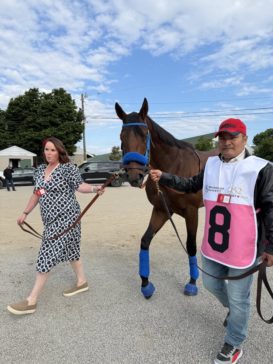 _zoemetz's tweet image. California’s hero, So Happy definitely made us all so proud. 

Mark Glatt, his family, his team and everyone in between have been beyond admirable this spring. Dena is smiling, that’s for sure ❤️

@SoSRacingStable