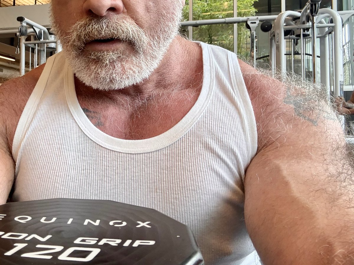 MikeDozer tweet media