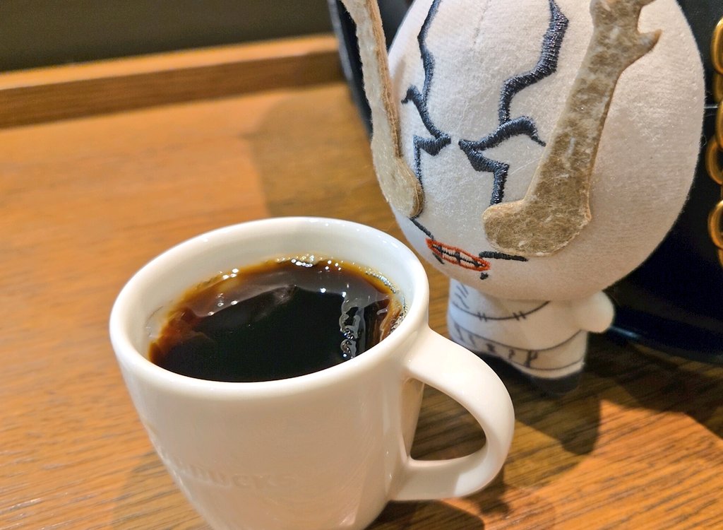 Im6_goods's tweet photo. 最近グッズをお迎えしておらずこの垢が眠っていたので、ぬい活も含めようと思いました☺️

鞄で見守ってくれてるので基本花御ぬいになりそう https://t.co/touKDGrI3b