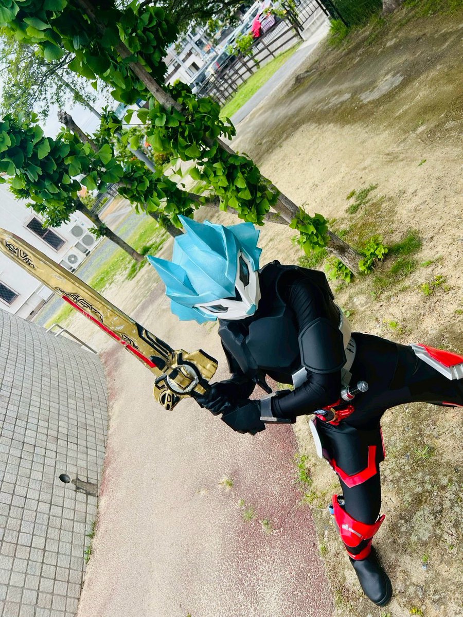 はの* tweet media