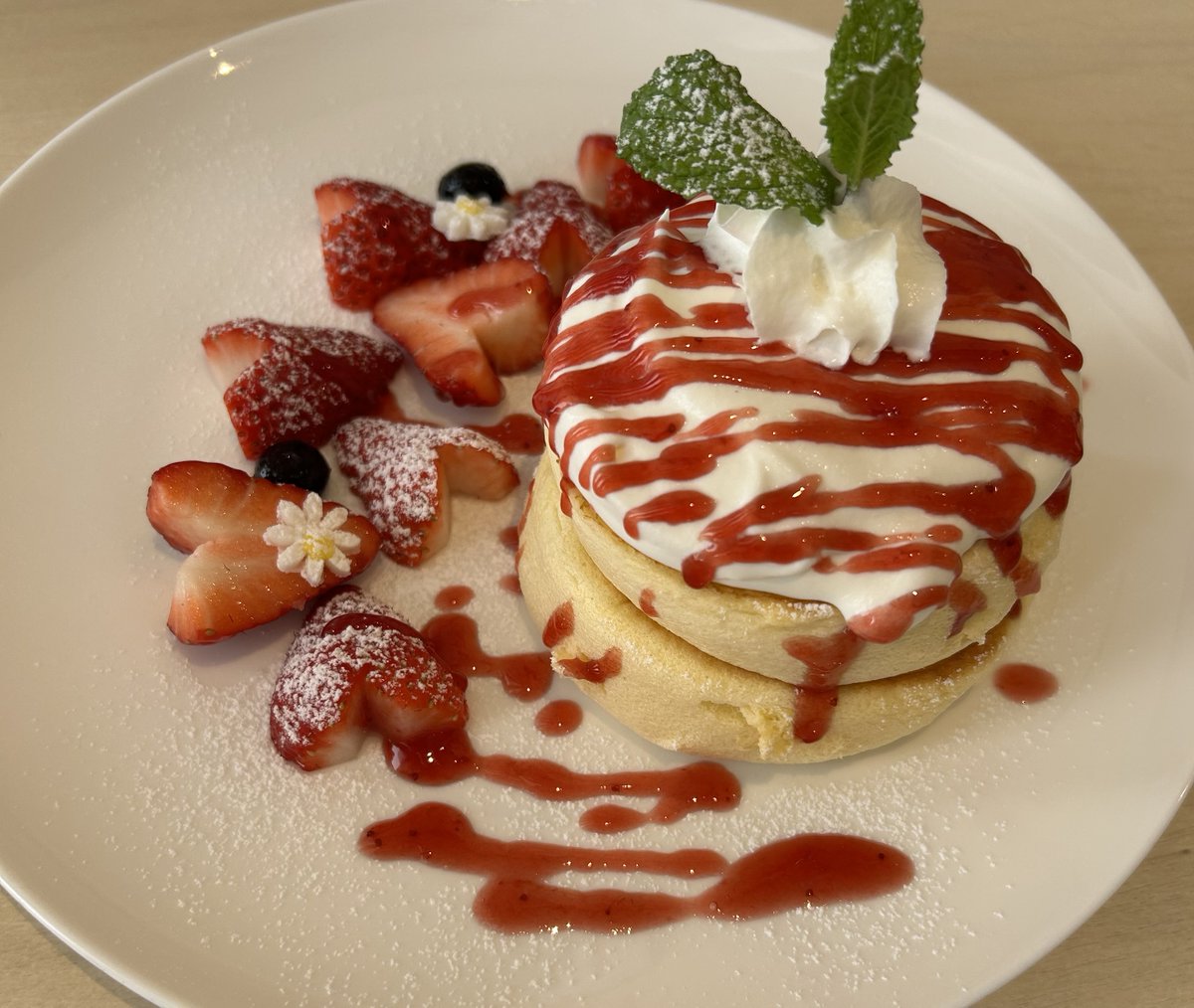 昨日パンケーキを食べに行ってきました‼️‼️ チョコバナナ