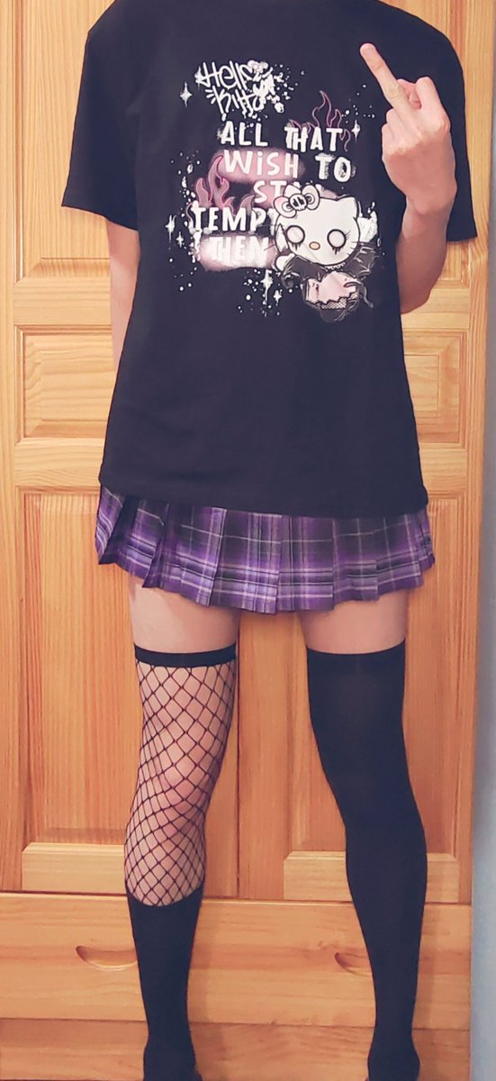 ❅中学莉💜 tweet media