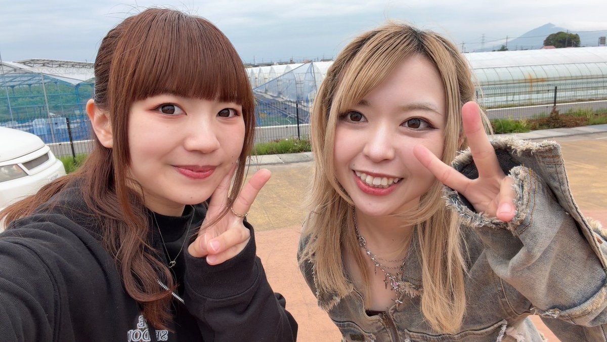2026.4.29 おもちFES Vol.4

紅波さん
素敵なライブにお呼びいただき本当に嬉しくて幸せでした💕紅波さんの優しさが会場全体に溢れ出ていて好きが増しました♡

四季乃さん
すごく可愛いのに歌声カッコいいとかギャップ萌え…♡目が合うとニコって笑ってくれるのほんまに可愛すぎる🥺