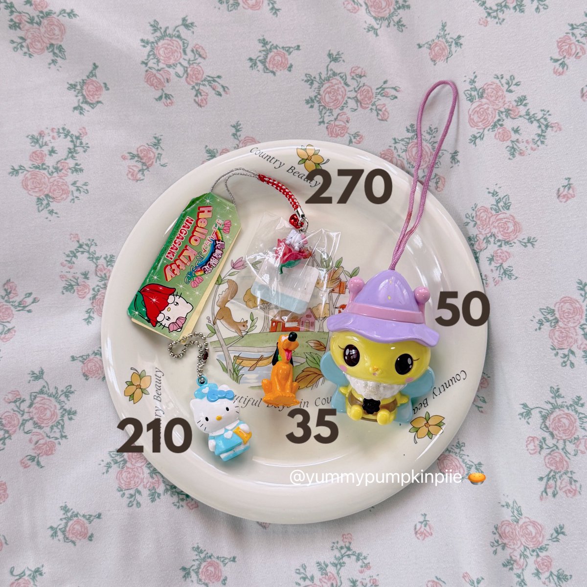 Bell0minny's tweet image. 🍓🏡 ปล่อยต่อของสะสมค่ะ

 ୨ৎ บ้านต้นไม้โคเอดะจัง พวงกุญแจคิตตี้ หนอนอีริค คิตตี้พยาบาล 

 ୨ৎ สนใจชิ้นไหน dm สอบถามเพิ่มเติมได้เลยนะคะ

 ୨ৎ ค่าวิน 39,79  📦🚙

#ตลาดนัดคิตตี้ #พวงกุญแจคิตตี้ #ของเล่นญี่ปุ่นมือสอง #ตลาดนัดของเล่น #ของเล่นมือสองญี่ปุ่น #หนอนอีริค #ตลาดนัดซานริโอ้