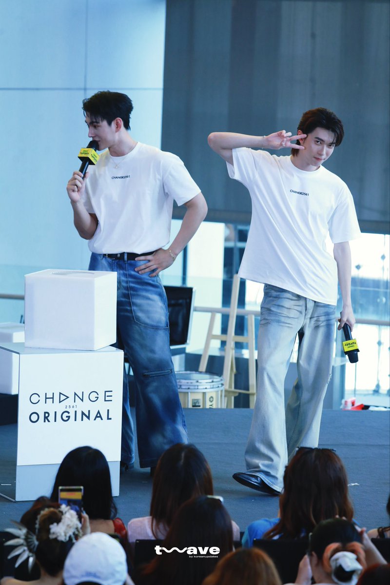 twave by KoreanUpdates! tweet media