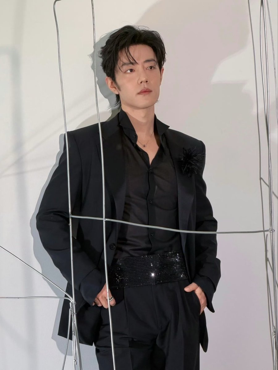 นะนุนาว tweet media