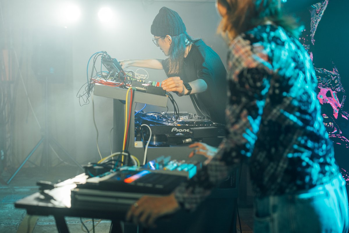 Project Circles -ミクたちとの共振- tweet media