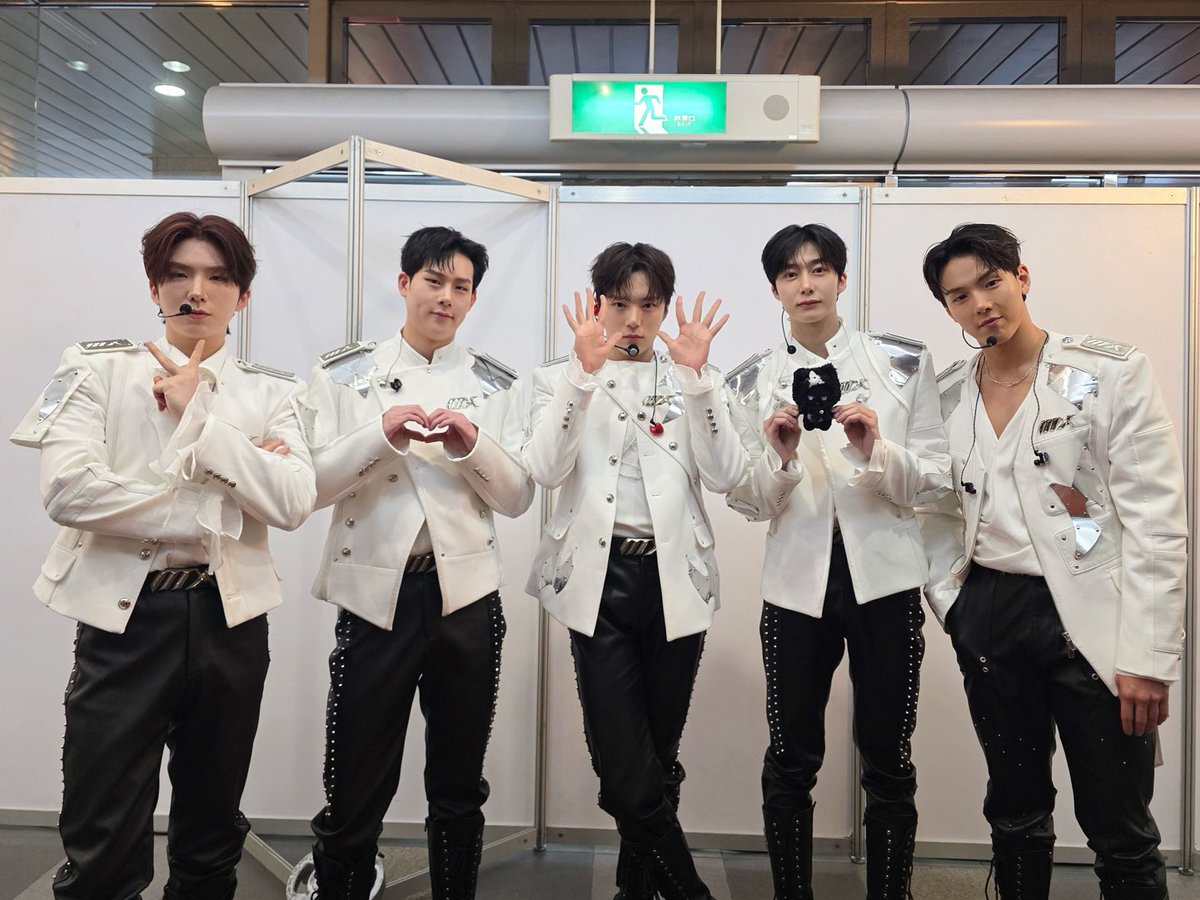 MONSTA X OFFICIAL JP tweet media