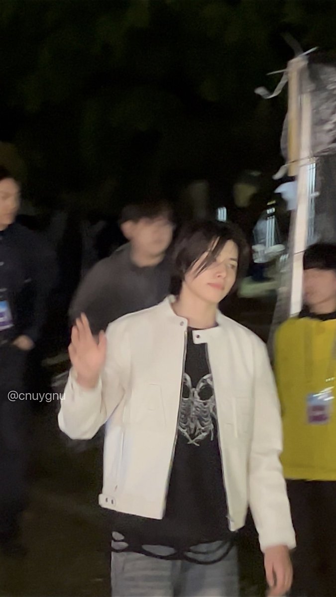 oㅓoㅑw tweet media