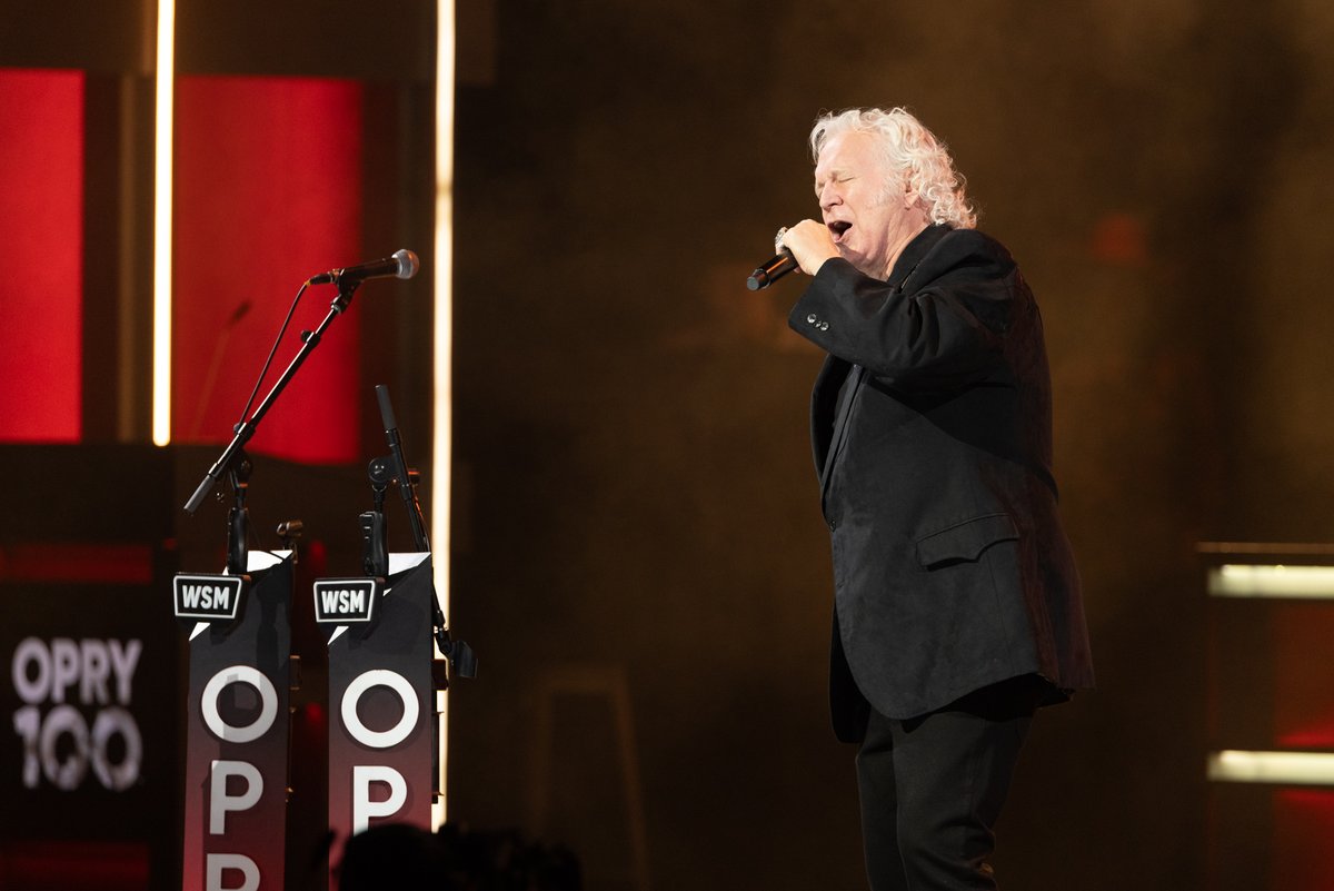 Grand Ole Opry tweet media