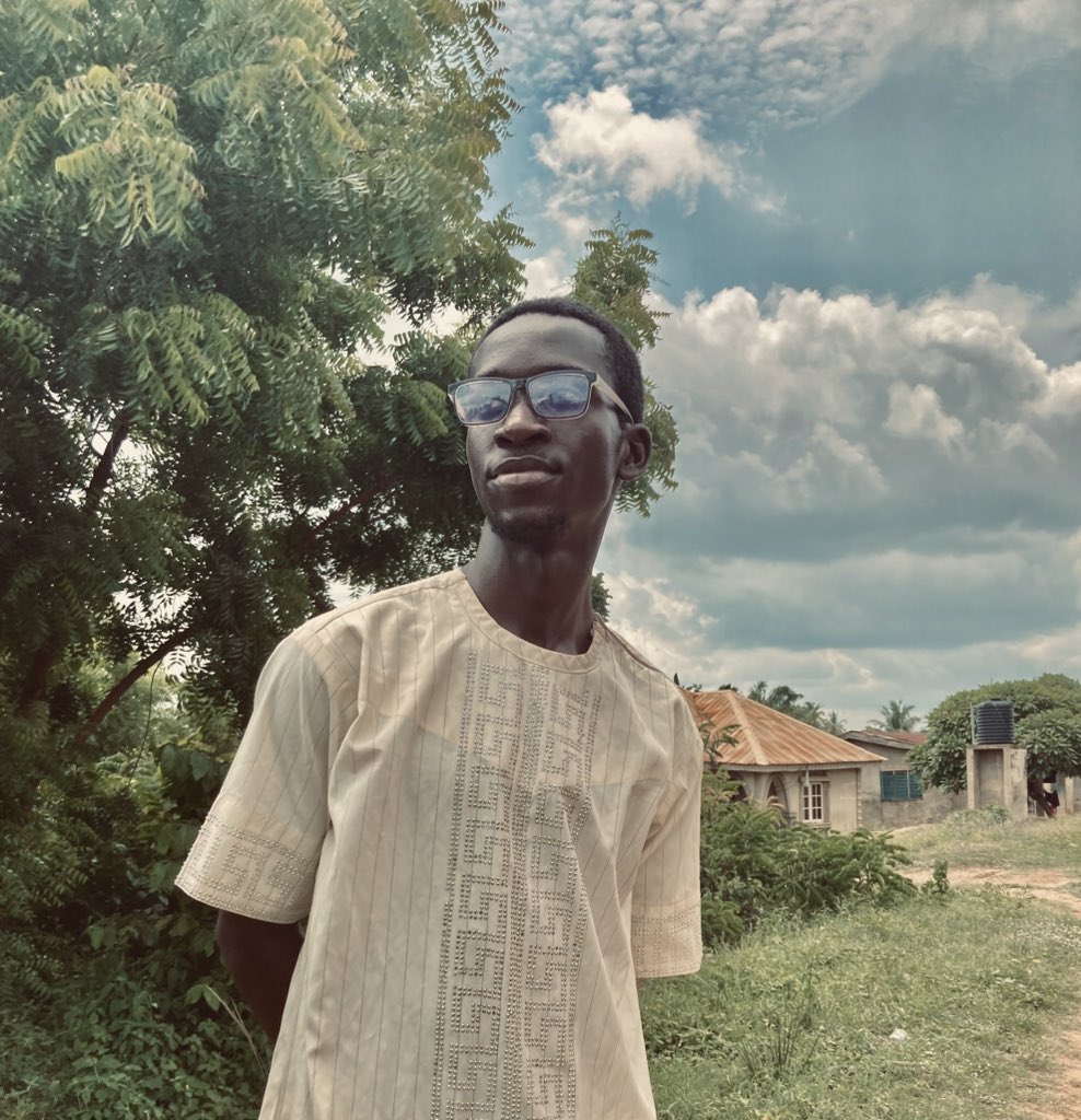 Black Prince ®️|| Graphic Designer tweet media