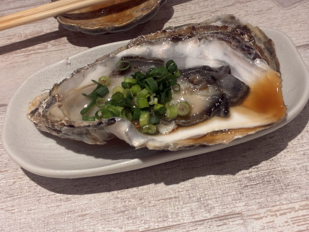 生牡蠣 tweet media
