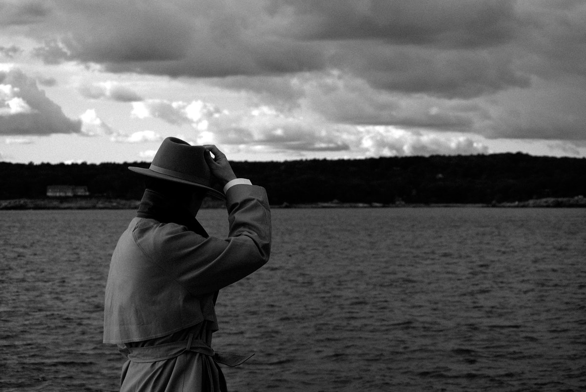 Streetpunkphoto's tweet image. On The Shore
The Arcadia Investigations (oc)

#VisualArt #Photography #Horror #Mystery #Thriller #Noir #Monochrome