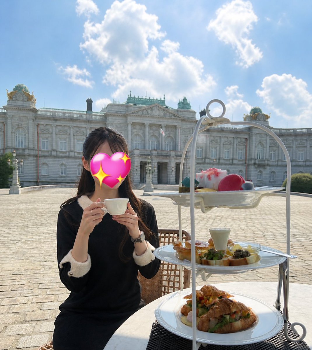 赤坂離宮訪れたら、もしお天気が良ければアフタヌーンティー是非してください！✨💖💖

1人3500円ほどで、お城のような離宮の前でティータイムを楽しめちゃう🫖🤍クロワッサンサンドにパンケーキにボリューミー！予約必須です！🏰💫