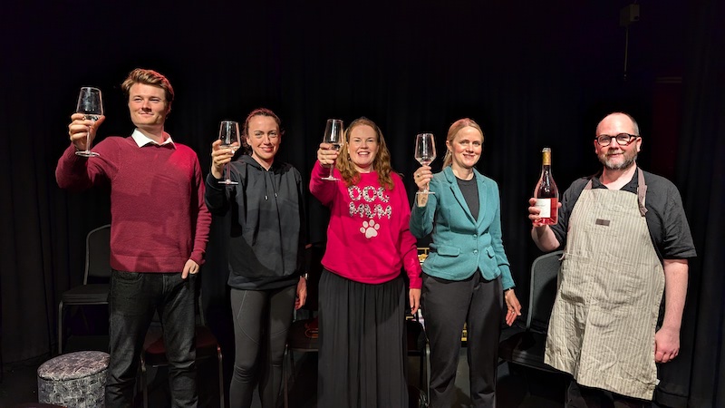 TheReviewsHub's tweet photo. #THEATRE #REVIEW Book Club @BreadandRosesTC 'engaging, sharply observant and funny' ⭐️⭐️⭐️⭐️ https://t.co/oCZpU6w2fg #London https://t.co/AmOq8USTWe