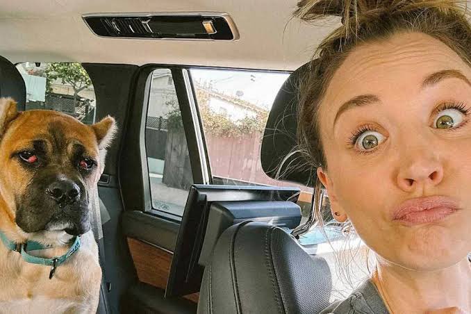 Kaley Cuoco tweet media