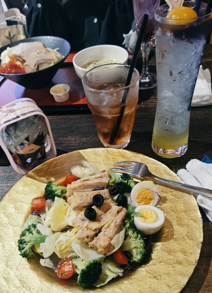 岬 tweet media