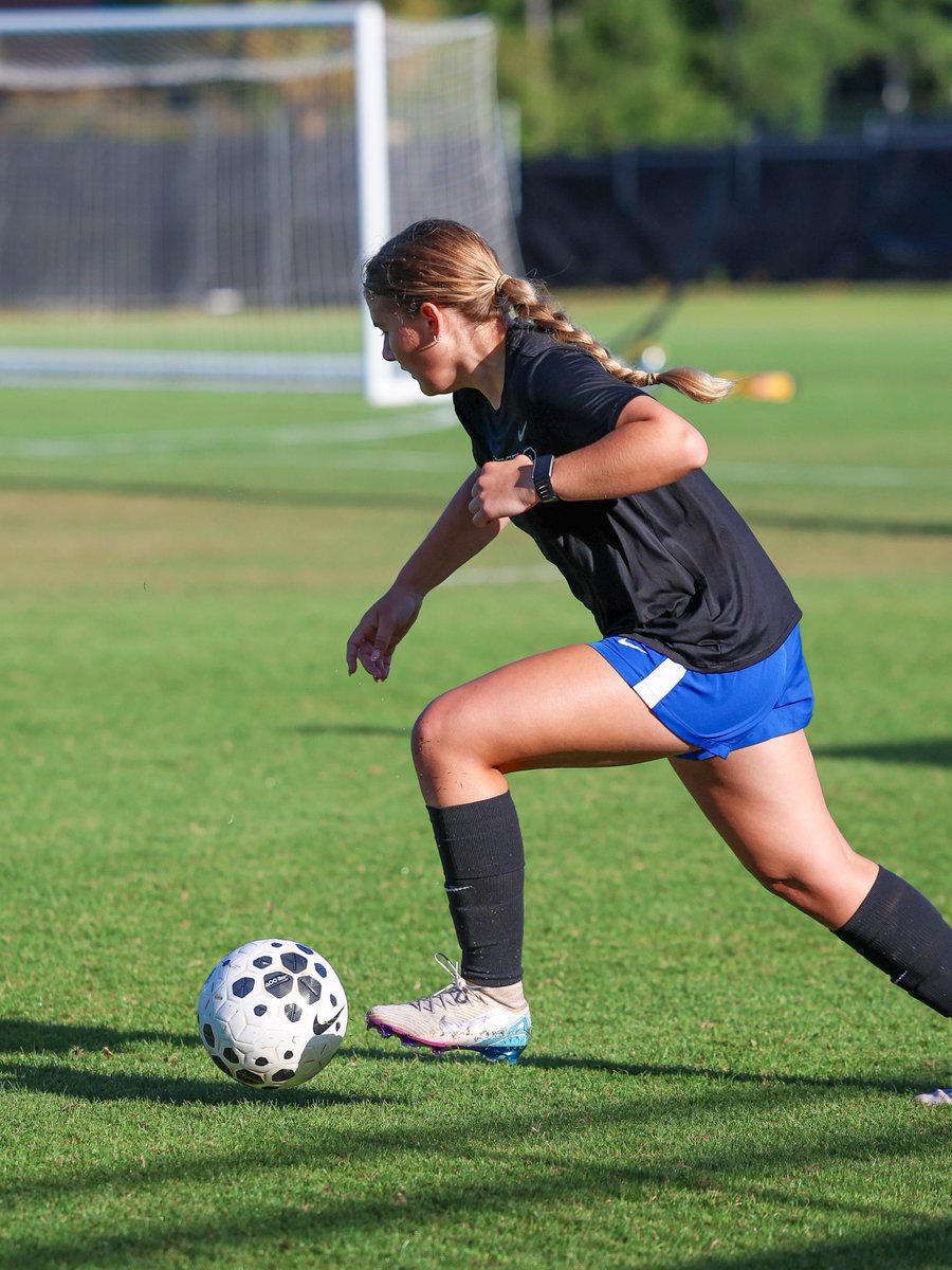 GatorsSoccer's tweet photo. Happy Birthday Tatum 🎂🎉🎉 https://t.co/mP2VTRXJjH