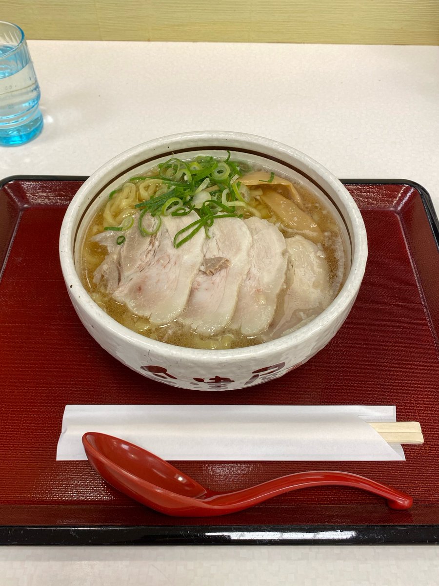 のが tweet media