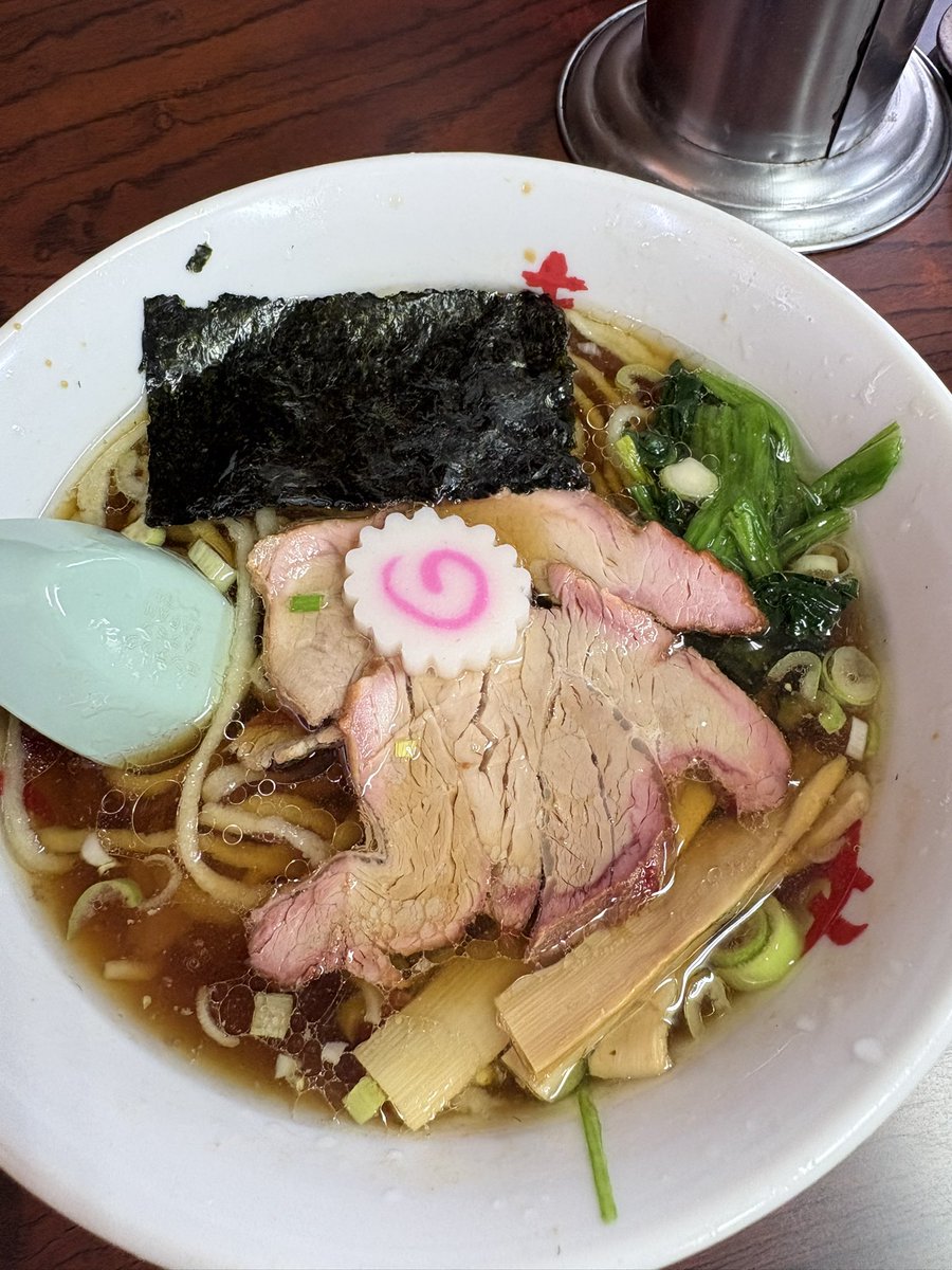 awadon_no's tweet image. 本日は福島へ

味噌の小川屋のスタッフさんに教えてもらった手打らーめん きせん

独特な手打ち麺にスープがからんで
うまー😋

味噌も食べるの楽しみー😊
#kawasaki #ninja #ninja250
