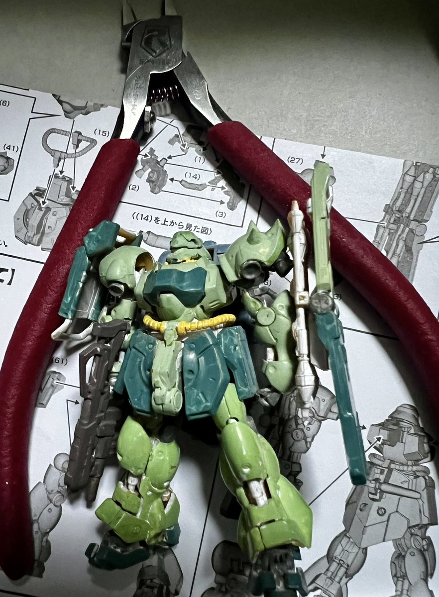xtd1g9ma2yo4's tweet photo. #GUNDAMARTIFACT #ガンプラ
ギラ・ドーガ
Arrtxってメーカーのマーカーで塗ってみたけど、擦れるとすぐハゲる… https://t.co/OBMFzeyOKy