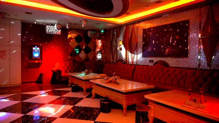 SOLE_DADS's tweet image. Let’s sing our hearts out at KTV! Grab your favorite tracks, belt those high notes—good vibes u0026 great company, only here!  #KTVVibes #SingLoud #GoodTimes