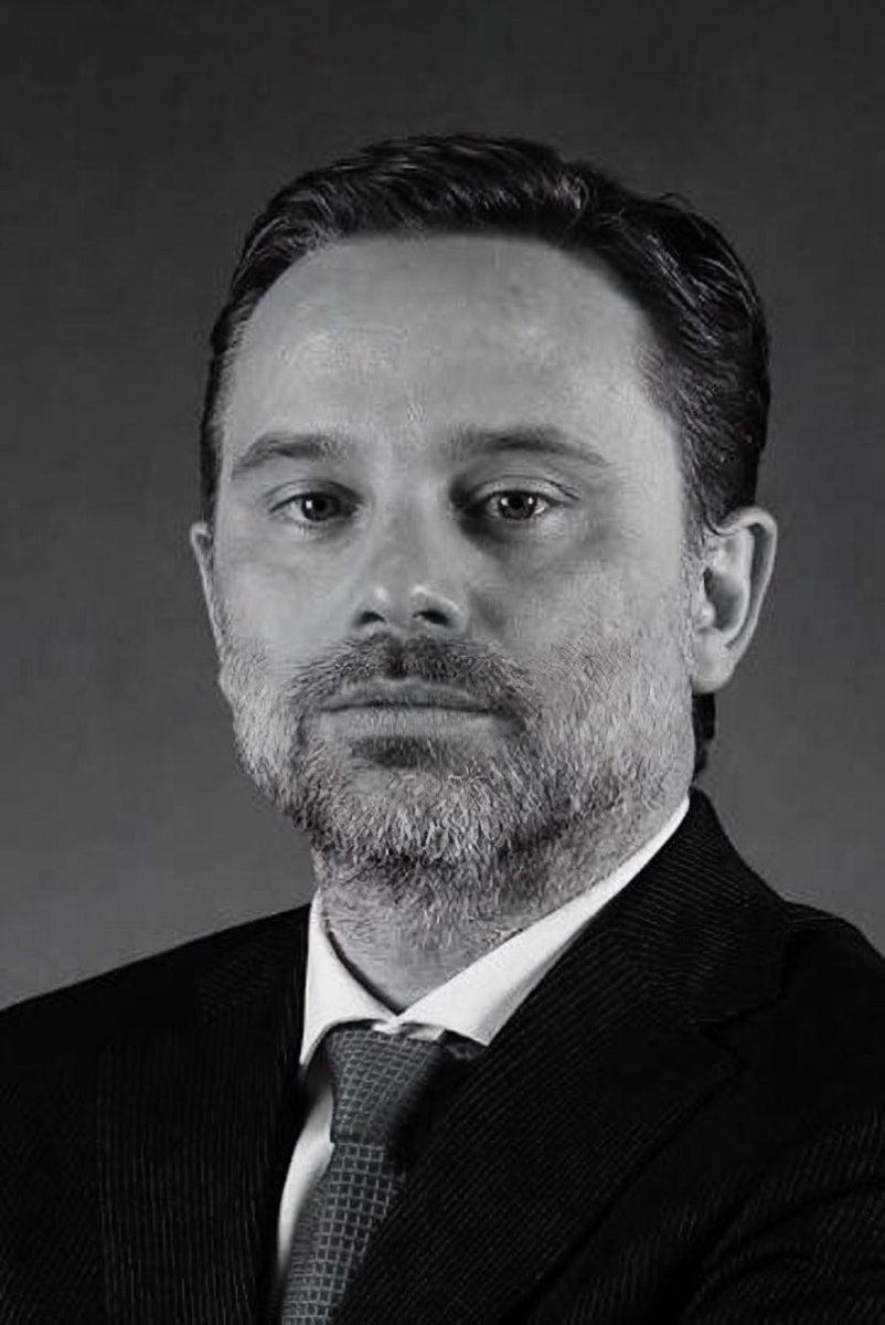 Leo tweet media