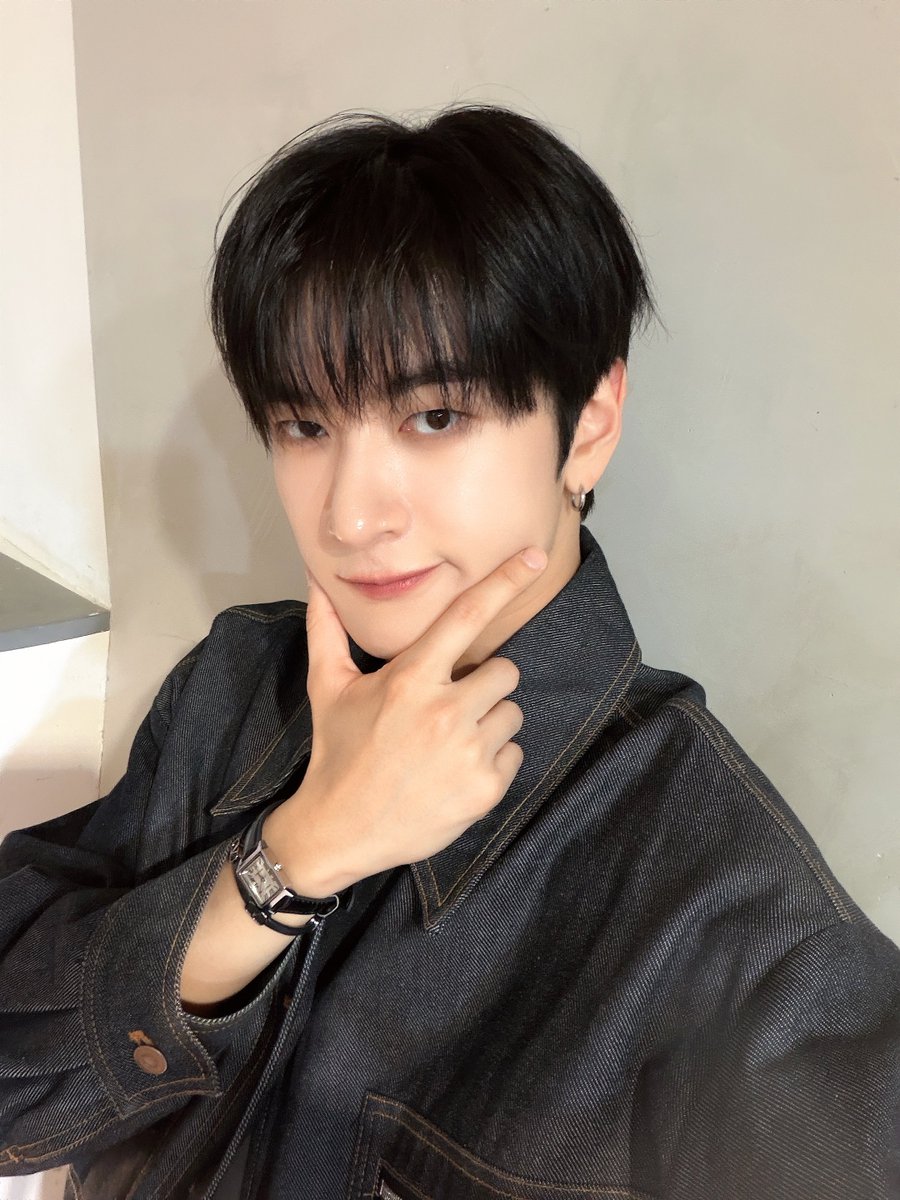 TRENDZ (트렌드지) tweet media