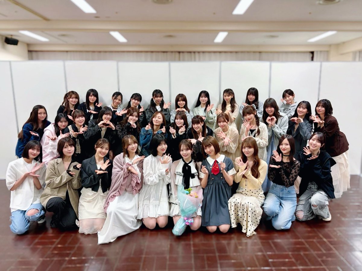 白えんどう tweet media